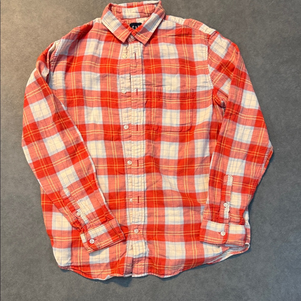 GAP Women's Red and White Plaid Flannel Long Sleeve Shirt